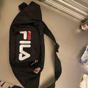 Fila Fanny pack!